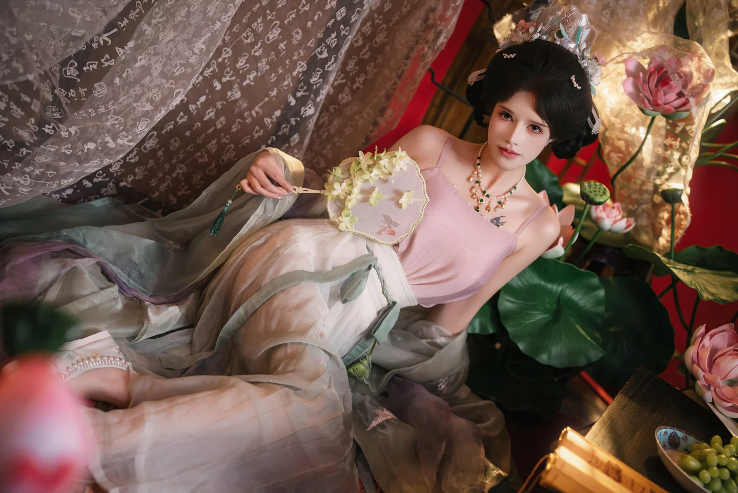 鹿八岁baby_No_107_粽你枕相思_130P,79GIF,1V_1_95GB tg@simisebaisi 【丝足阁】008.webp